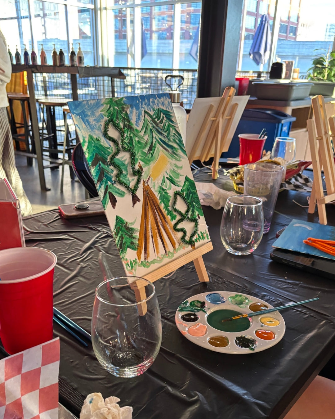 Paint n' Giggle