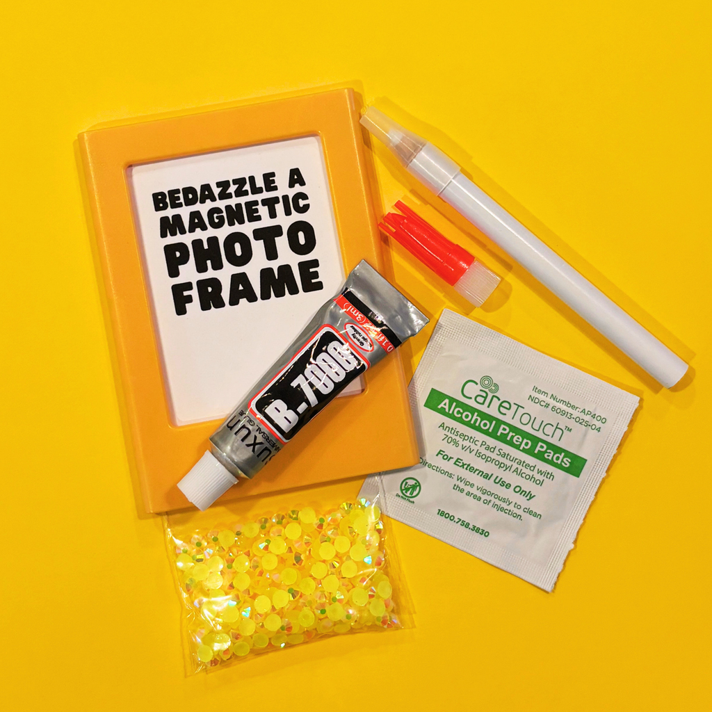Bedazzled Magnetic Photo Frame :DIY Kit